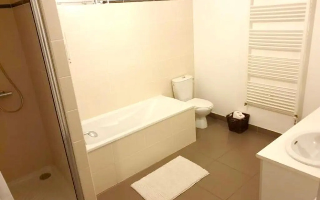 Appartement de 4 chambres avec wifi a Hauts de Bienne