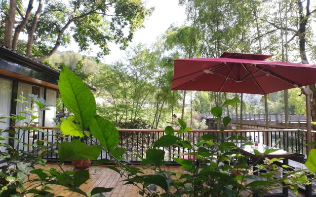 Artistic Conception Yard