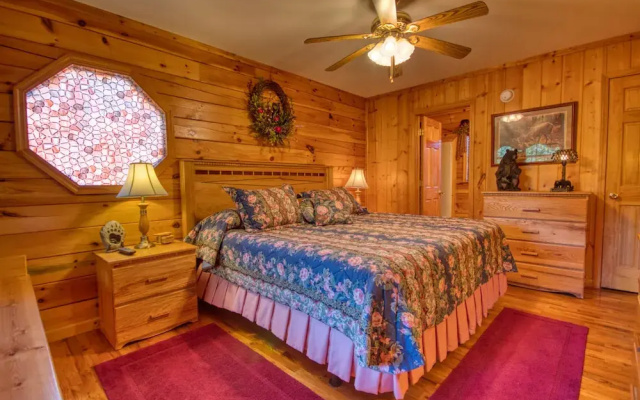 Smoky Mountain Getaway #435