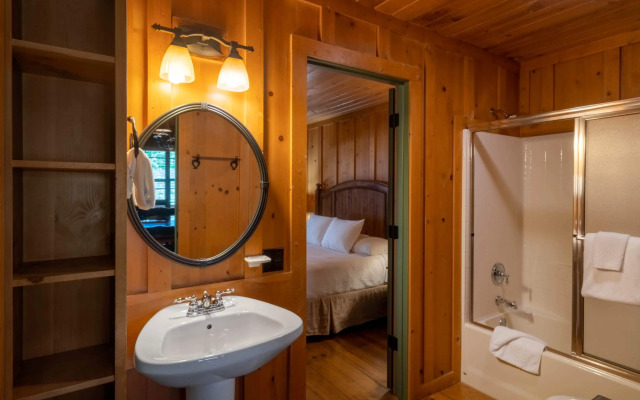 Festiva Cabins at Green Mountain