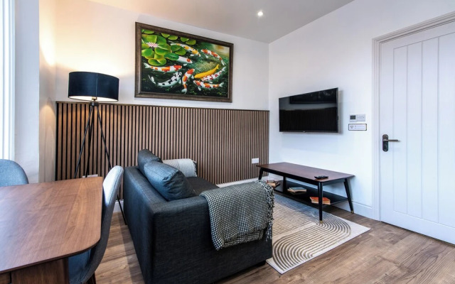Elm Bank Suites