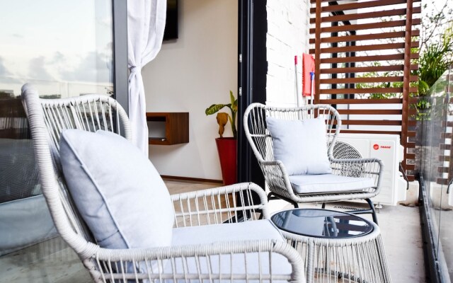 Lil town Menesse by Casago