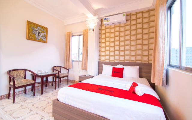 Tan Hoang Long Hotel District 5