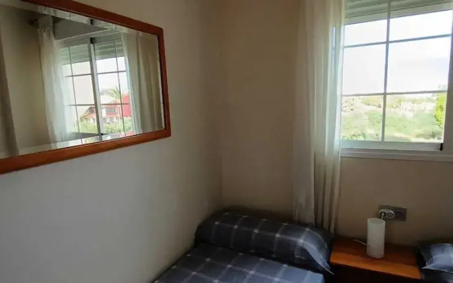 Lovely 2 Bedroom, 2 Bathroom Apartment With Pool
