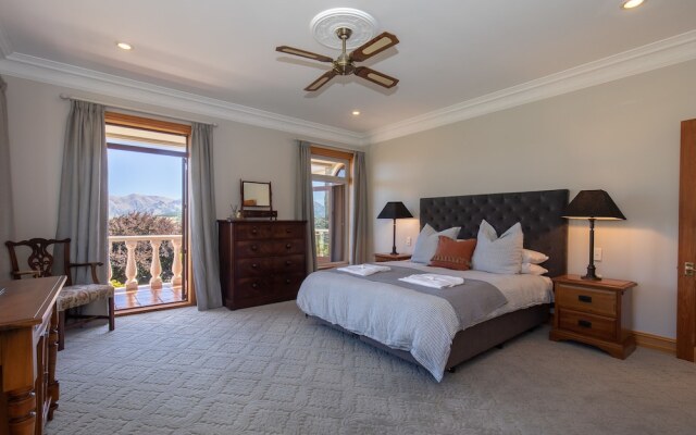 The Manor - Wanaka Unlocked