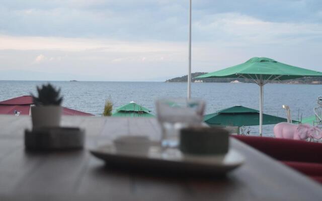 Yakamoz Otel