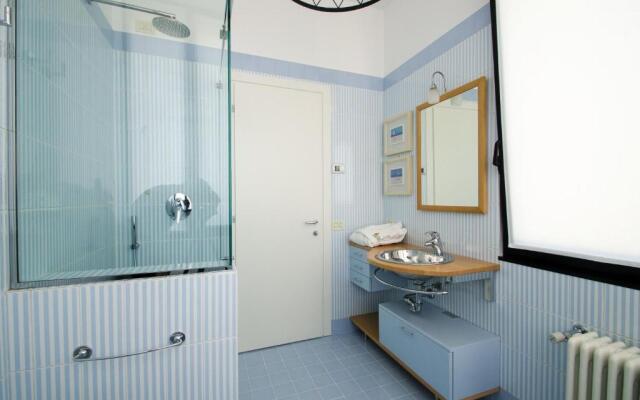 Like Home - Boutique Hotel