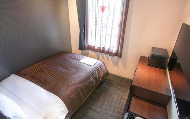 Hotel Livemax Osaka Kadoma