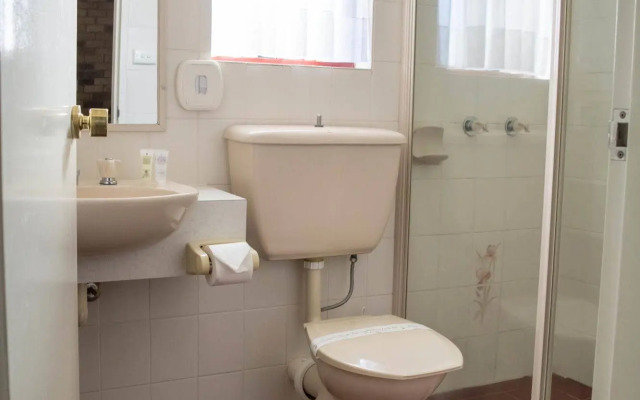Narrandera Club Motor Inn