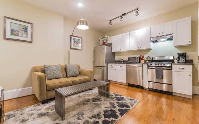 1955 Rittenhouse - Studio