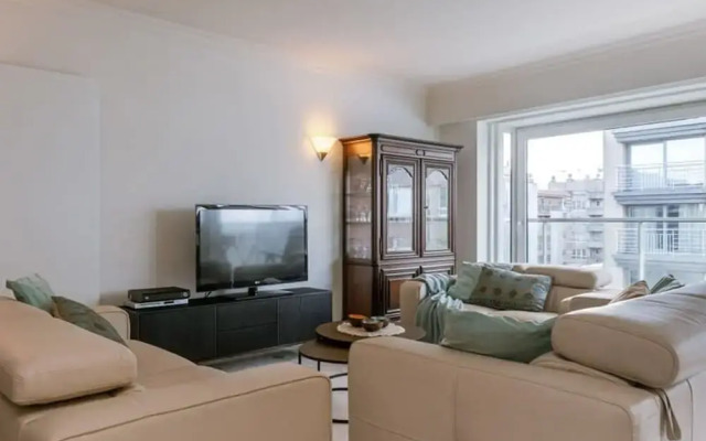 Apartment With Sideways sea View in Middelkerke