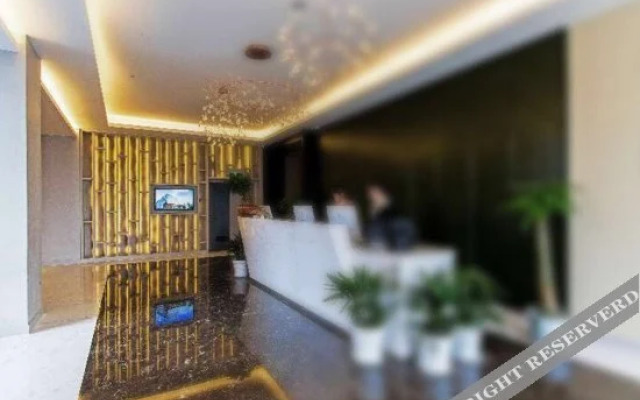 Lily’s Hotel
