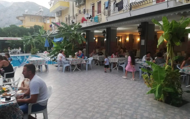 Santana Hotel