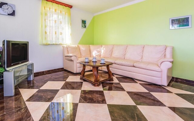 Nice Home in Tisno With Wifi and 2 Bedrooms