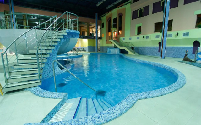 Valensia Hotel And Resort