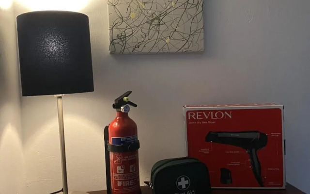 Refurbished 3 Bed House in Manchester