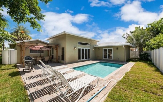 263 Fort Lauderdale in Lauderdale-by-the-sea