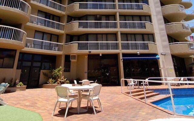 Central Hillcrest Apartment Hotel