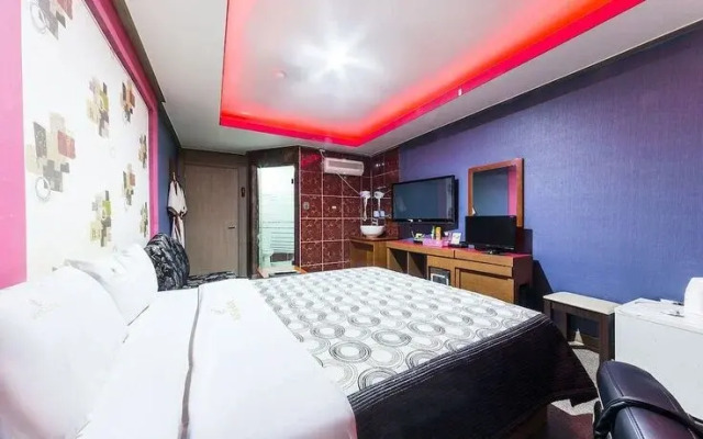 Ansan Boom