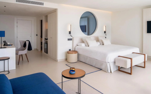 Royal Marina Suites Boutique Hotel