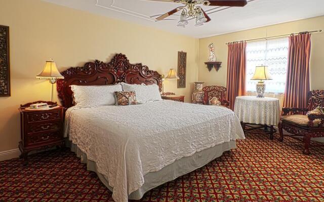 Rose Manor Bed & Breakfast