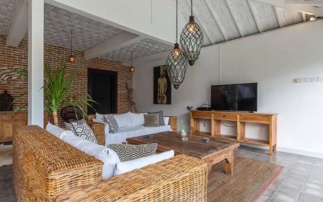 Villa Madura DREAM 3bdrs Central Seminyak