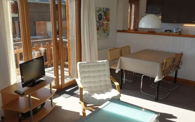 Charming Apartment With Valley