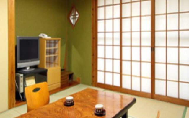Mogamiya Ryokan