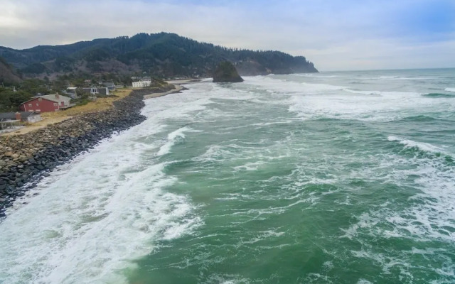 Pacific Sands Resort # 18