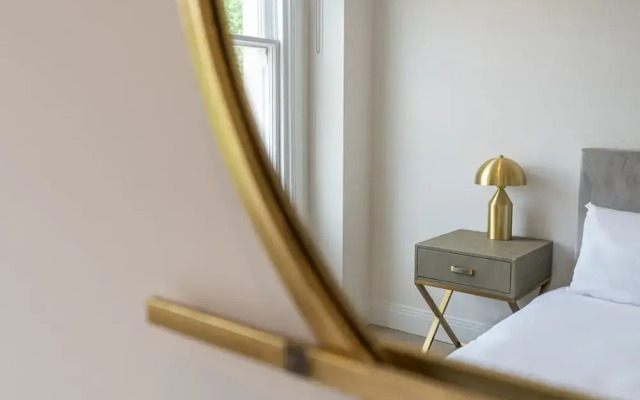 Luxury Apartments Near Harrods and the Science Museum