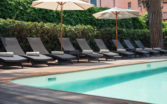 Marina Garden Hotel