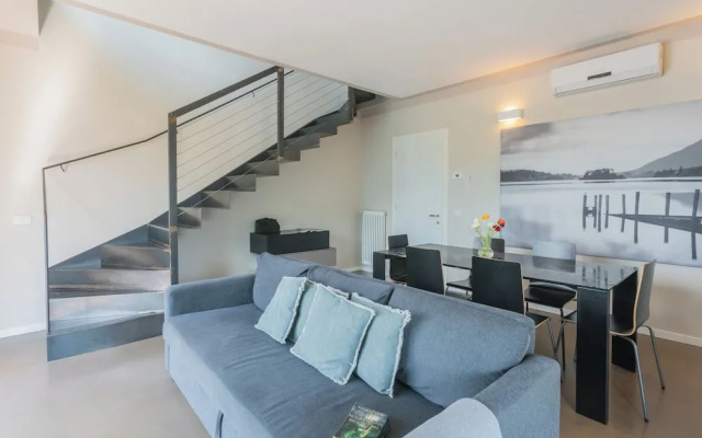 Mulino Vista Lake by Rent all Como