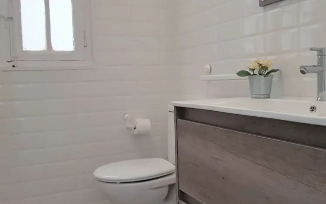 Apartamento Pintor Salvador Abril