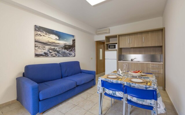 2828 Residence Solaris - Bilo Seminterrati by Barbarhouse