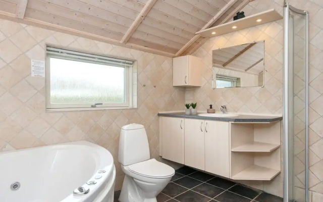 6 Person Holiday Home in Hemmet-by Traum