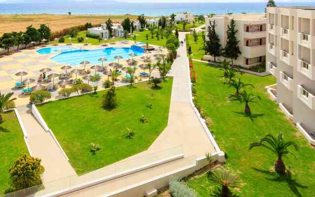 Sovereign Beach Hotel