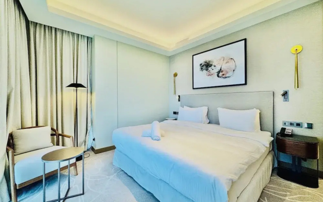 Venduras Skyline 3BR at Address Opera