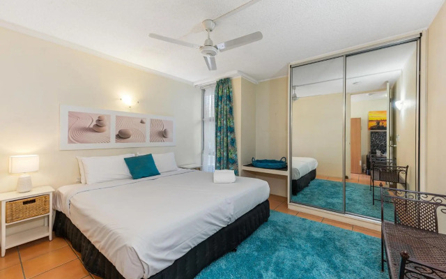 Hi Ho Beach Apartments