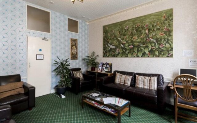 St Athans Hotel