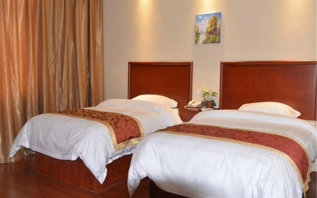 GreenTree Inn BeiJing TongZhou District XuXinZhuang Town TongShun Road CaoSi Village Shell Hotel – Guest Rooms – Beijing
