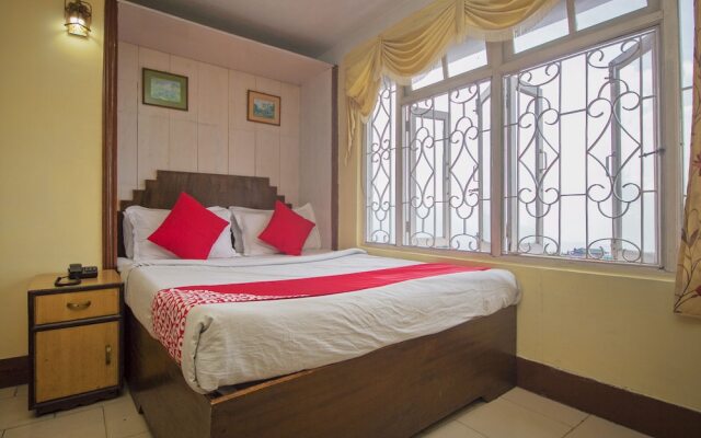 OYO 22431 Pradhan Residency
