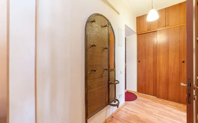Apartment near Opera Theater
