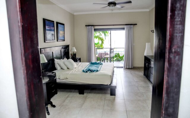 The MT Plaza Brisas Hotel