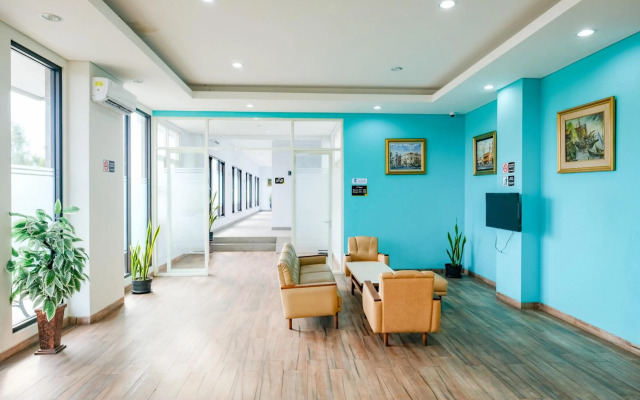 Sans Hotel Rajawali Surabaya