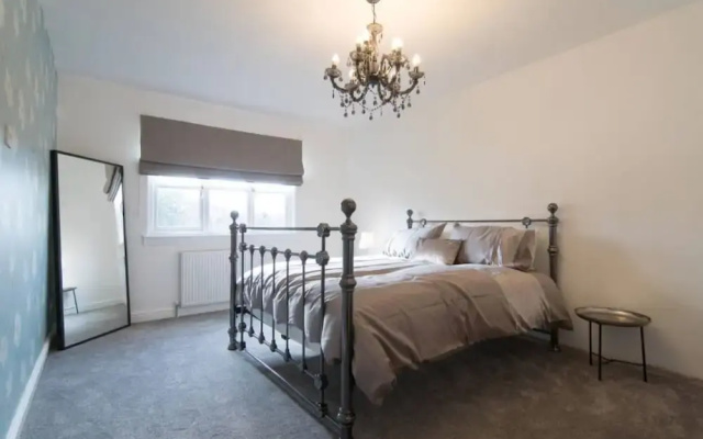 Kilburn Cottage