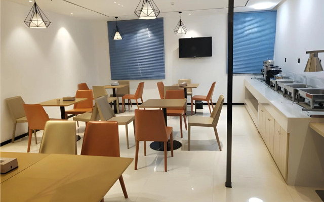 City Comfort Inn Yongzhou Xiaoxiang Bridge Xinhua Bookstore