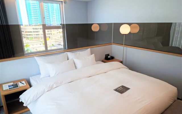 Hue Motel