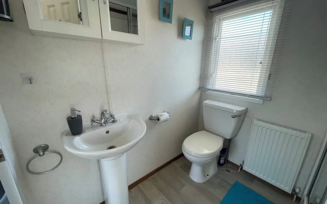 27 Tower View Pevensey Bay Holiday Park Beach