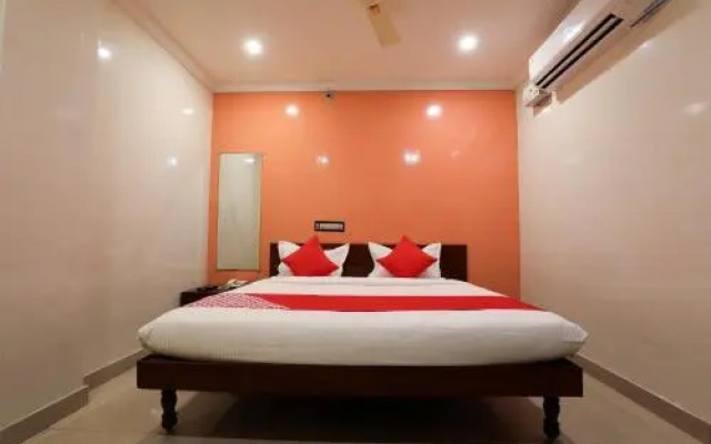 Vishnu Priya Residency By OYO Rooms