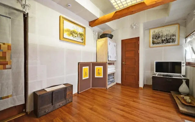 Gyeongju Hanokstay Hangbokhanzip